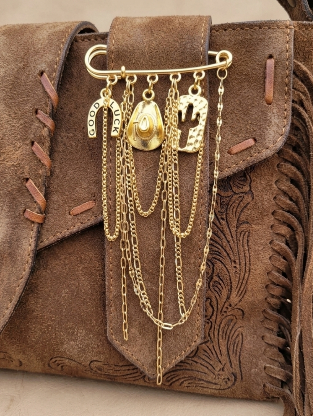 Charm Safety Pin Brooch Western Cowgirl Statement Pin Dangle Chain Brooch - Picture 3 of 8